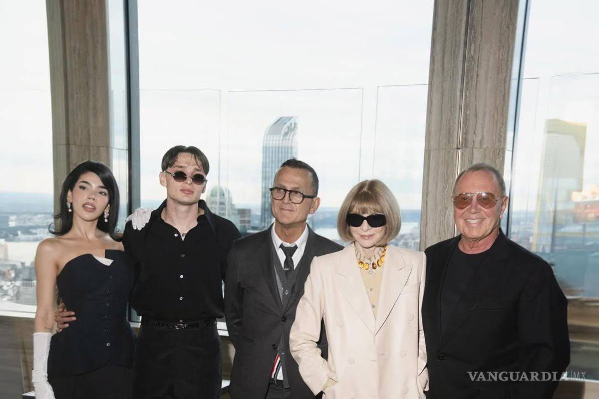 ‘Brillan’ Peso Pluma y Kenia Os junto a Anna Wintour en la Semana de la Moda