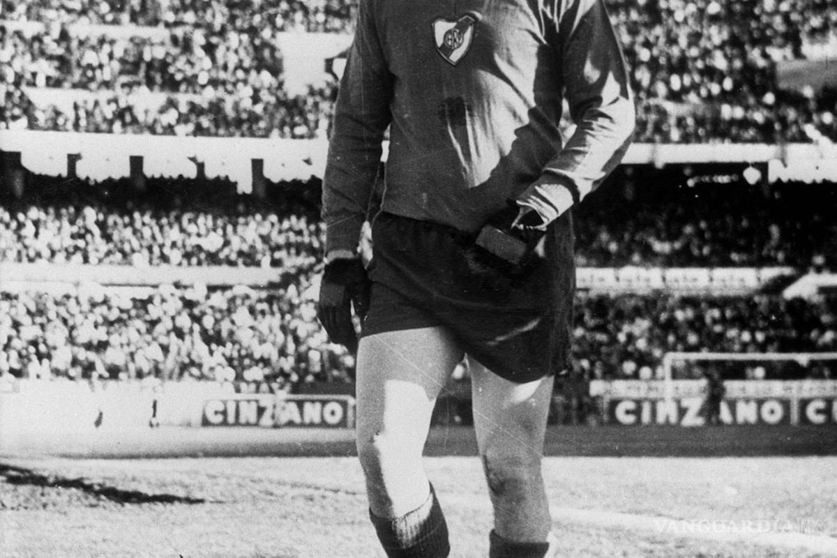 Amadeo Carrizo, uno de los mejores arqueros argentinos, fallece a los 93 años