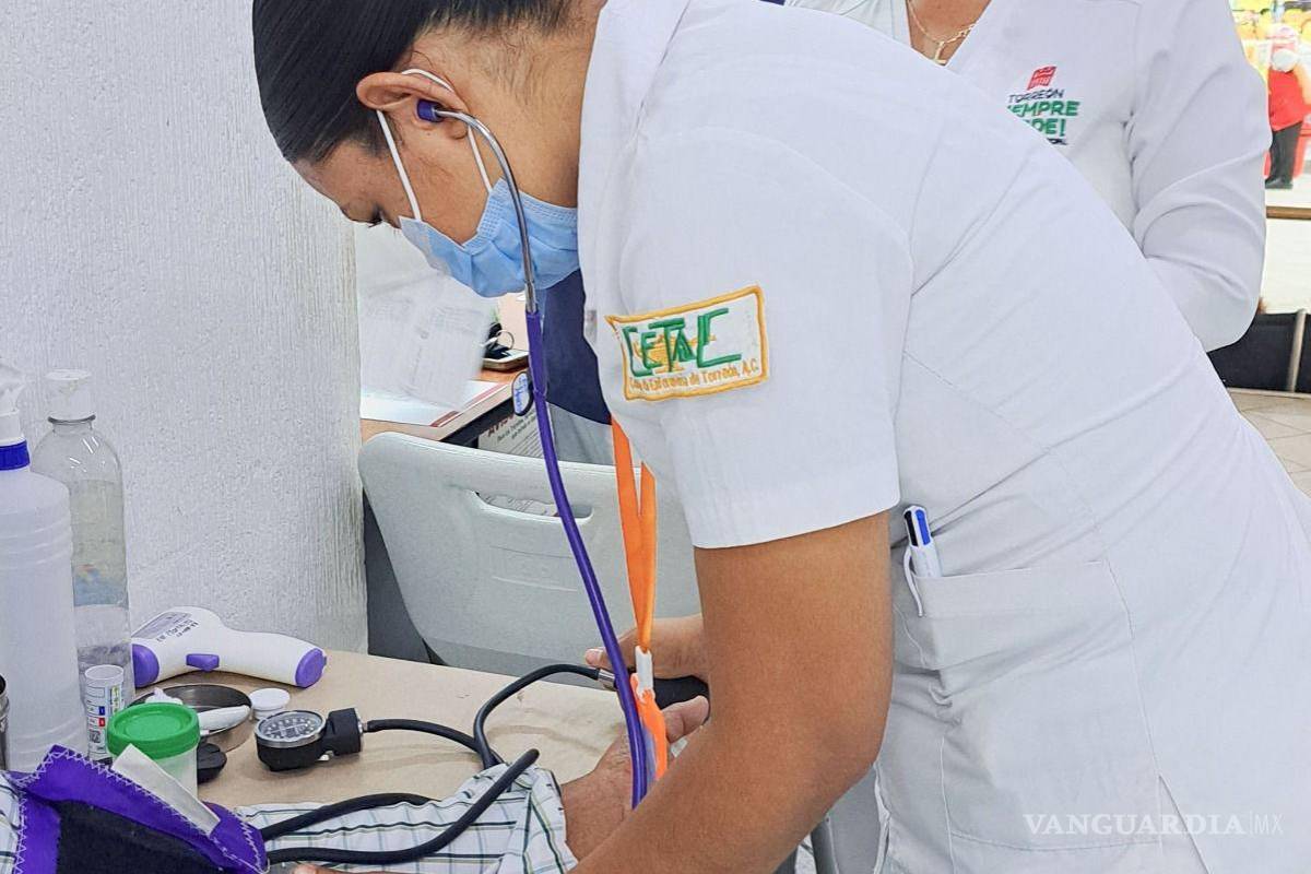 En Día del Padre, Salud Torreón llama a hacer uso de la medicina preventiva