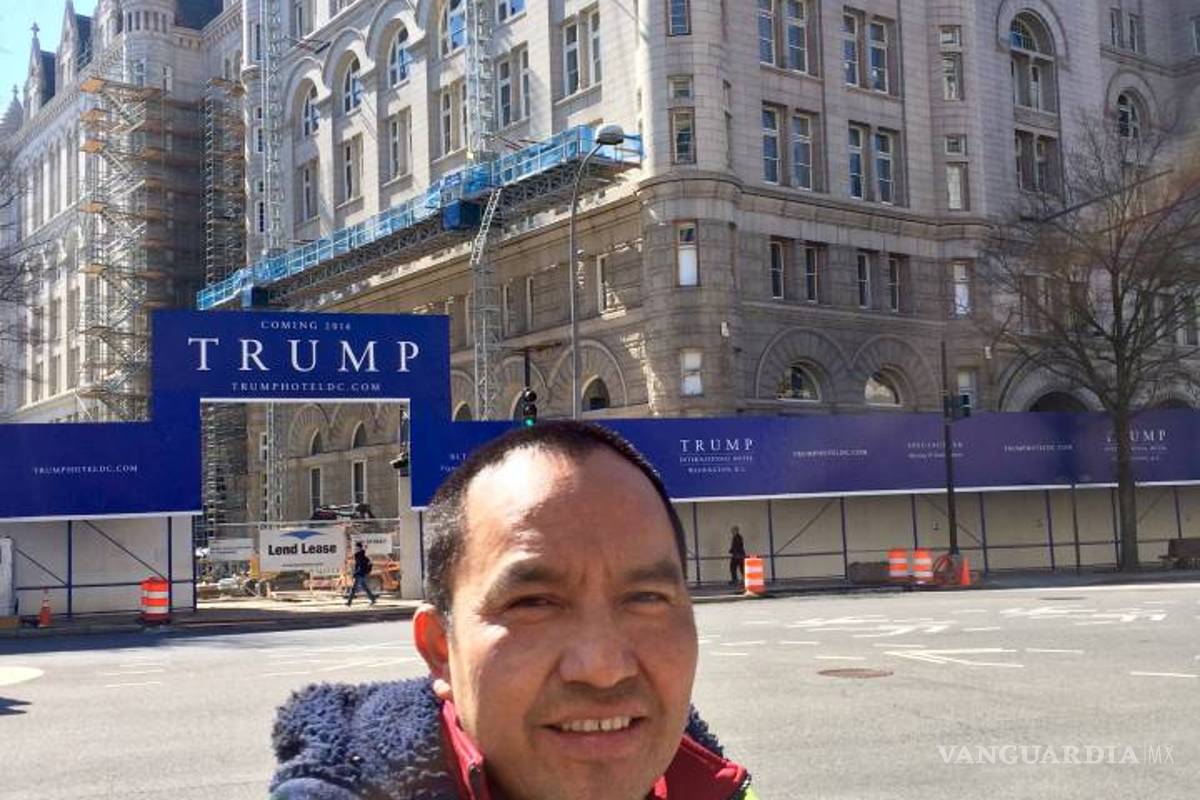 Los obreros latinos de Trump, contra Trump