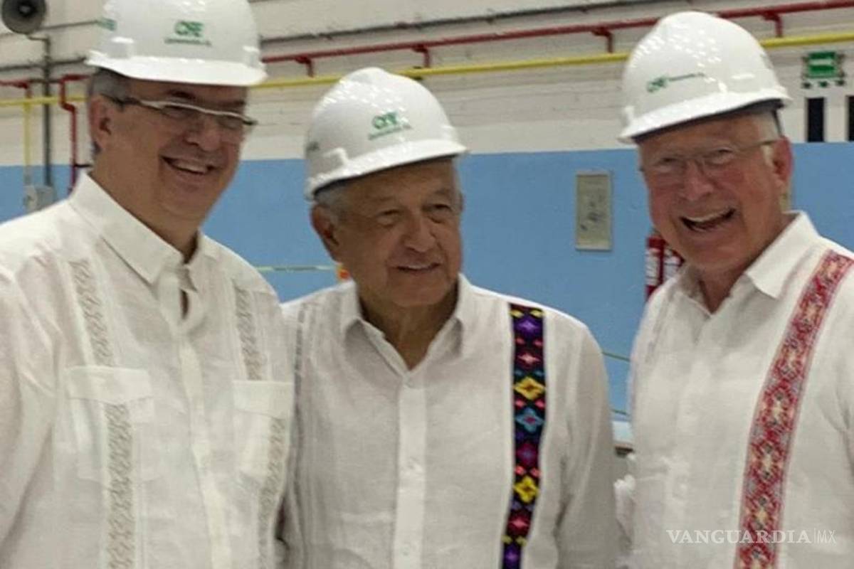 Acompaña Ken Salazar a AMLO a supervisar obras en Chiapas