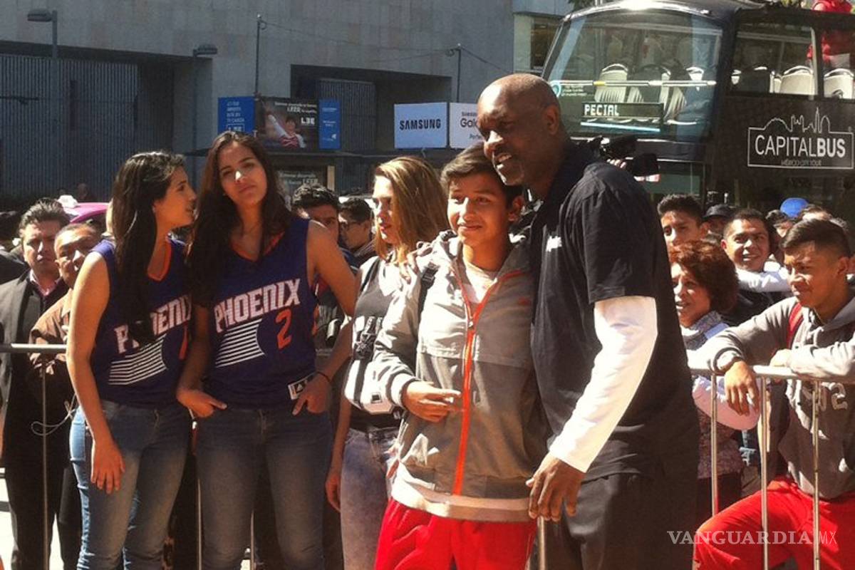 Gary Peyton inaugura fiesta de NBA en la CDMX