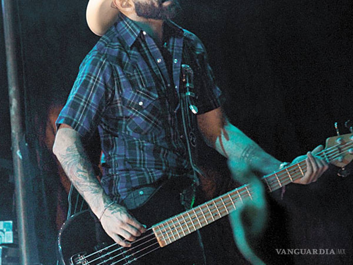 $!Kinky prende a Saltillo y cierra el Beer Fest Coahuila