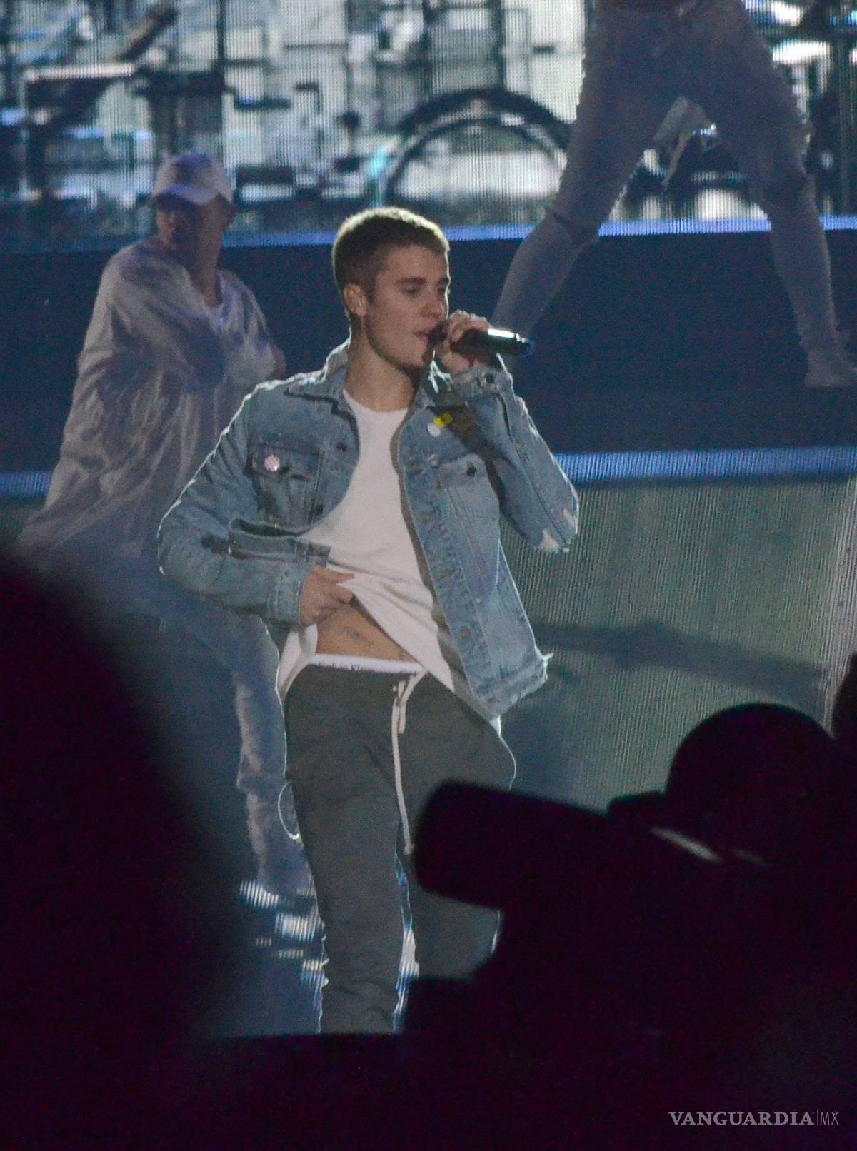 $!Justin Bieber enloquece con su 'playback' a Monterrey: Así estuvo el concierto que colapsó a la ciudad
