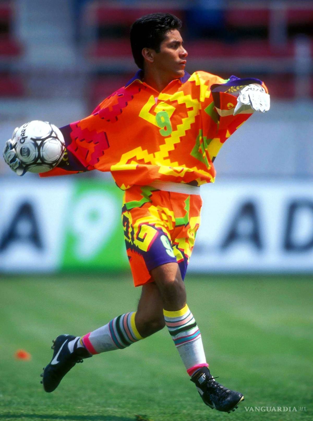 $!El 'Inmortal' Jorge Campos podría ser diputado federal