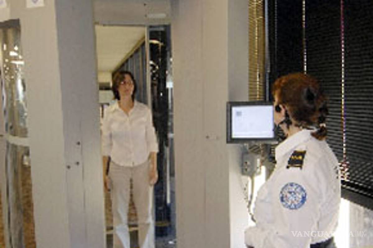 Emplearán escáneres corporales en aeropuertos italianos