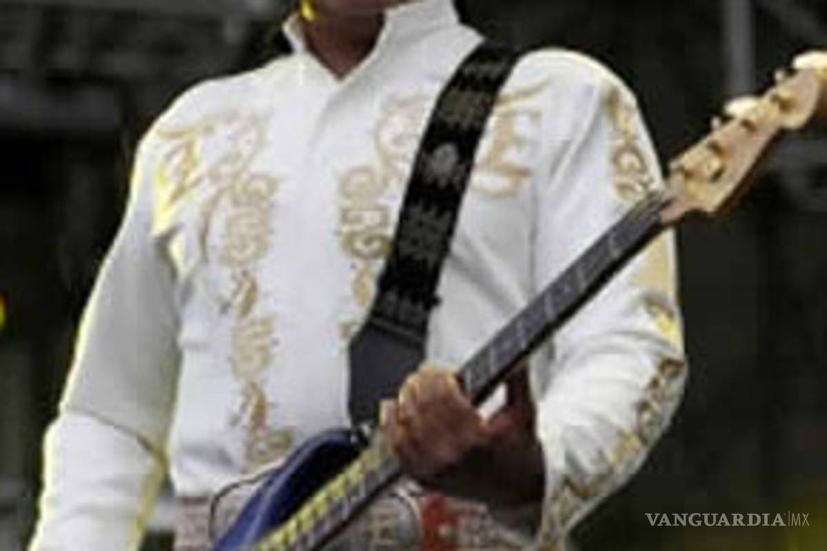 Lupe Esparza figurará en libro del Bicentenario