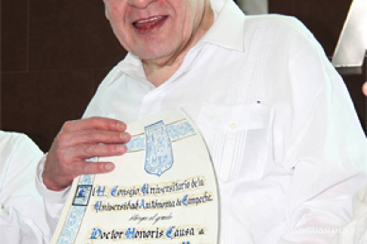 Se prepara José Emilio Pacheco para recibir premio Cervantes