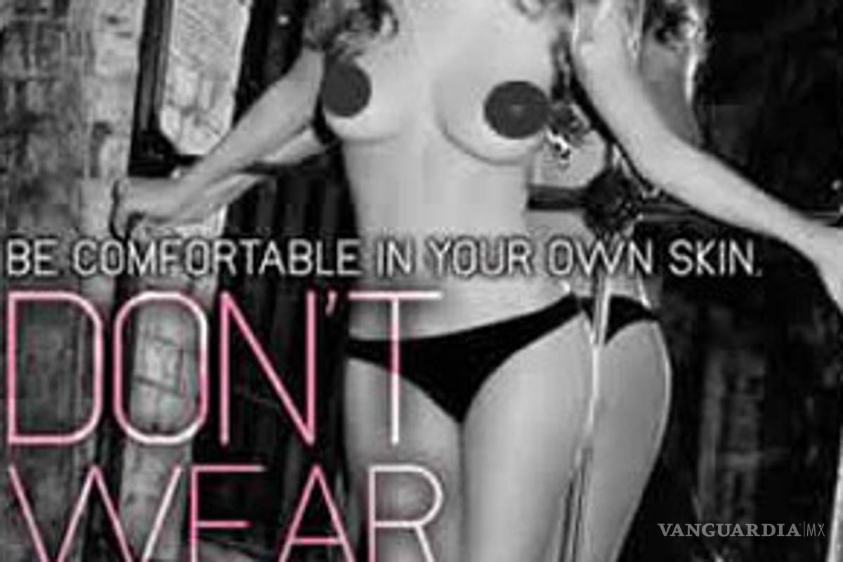 Modelo británica, desnuda para PETA