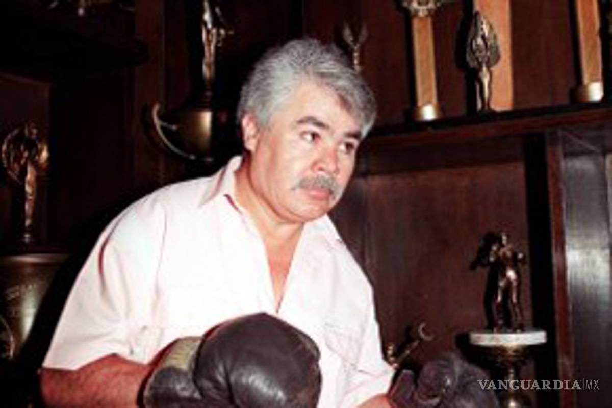 Muere Efrén Alacrán Torres