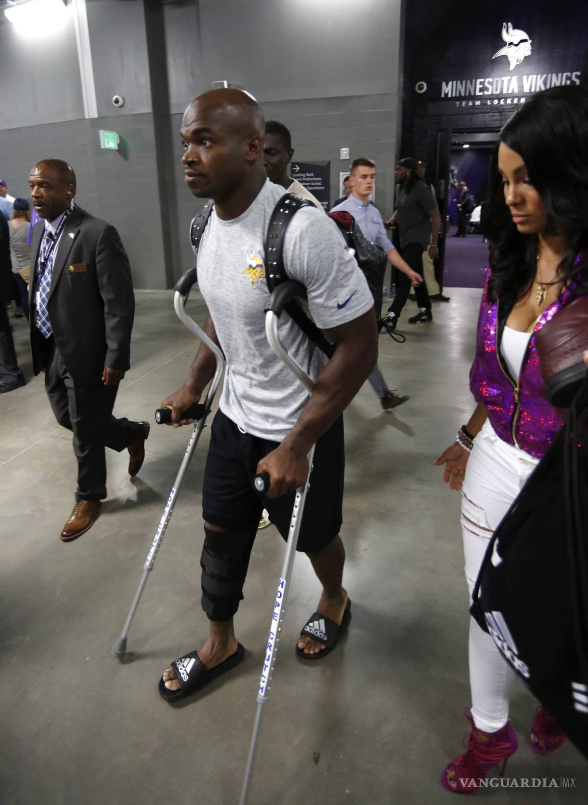 $!Adrian Peterson será baja de tres a cuatro meses