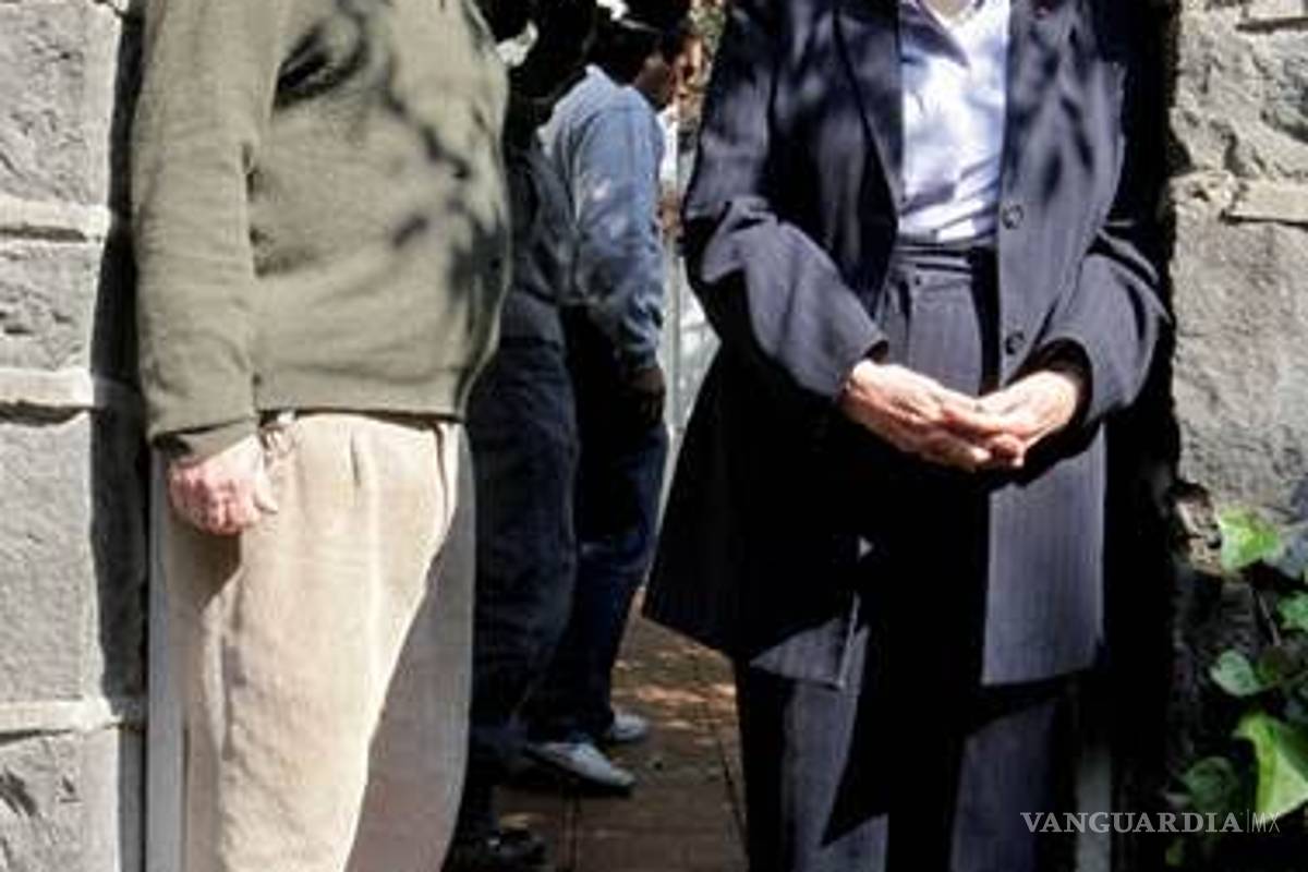 $!¿Quién es Emmanuel Poniatowski?, el hijo de Elena Poniatowska que habría concebido con Juan José Arreola