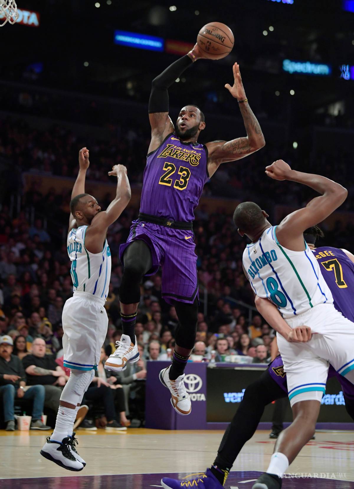 $!De manera definitiva, LeBron James le dice adiós a la Temporada con los Lakers