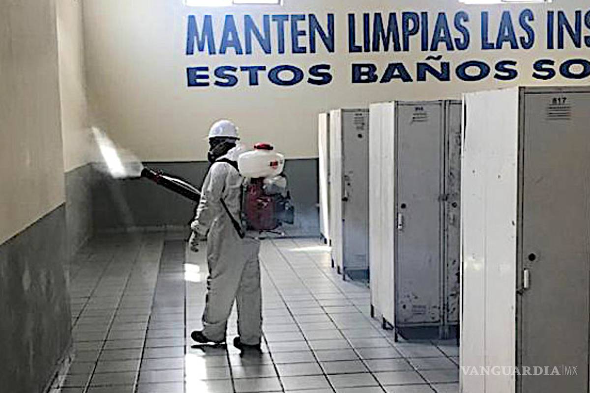 Realiza AHMSA sanitización en espacios comunes