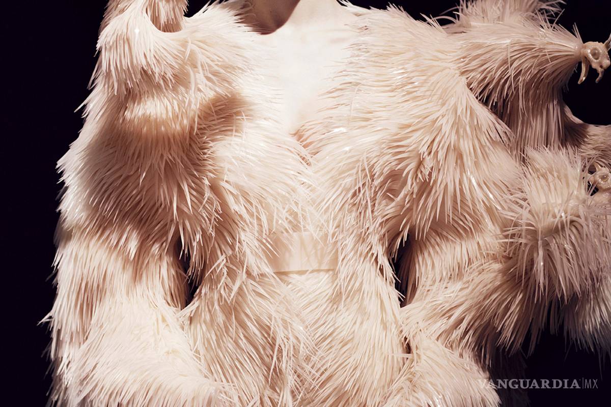 Wintour enfrenta al Prêt-à-porter contra la Alta Costura