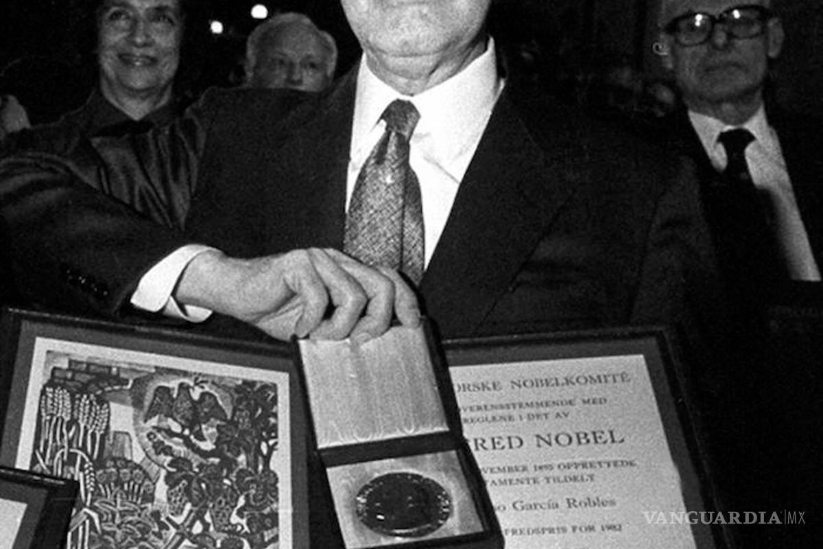 Medalla del Premio Nobel de la Paz mexicano, Alfonso García Robles, es subastada por su familia