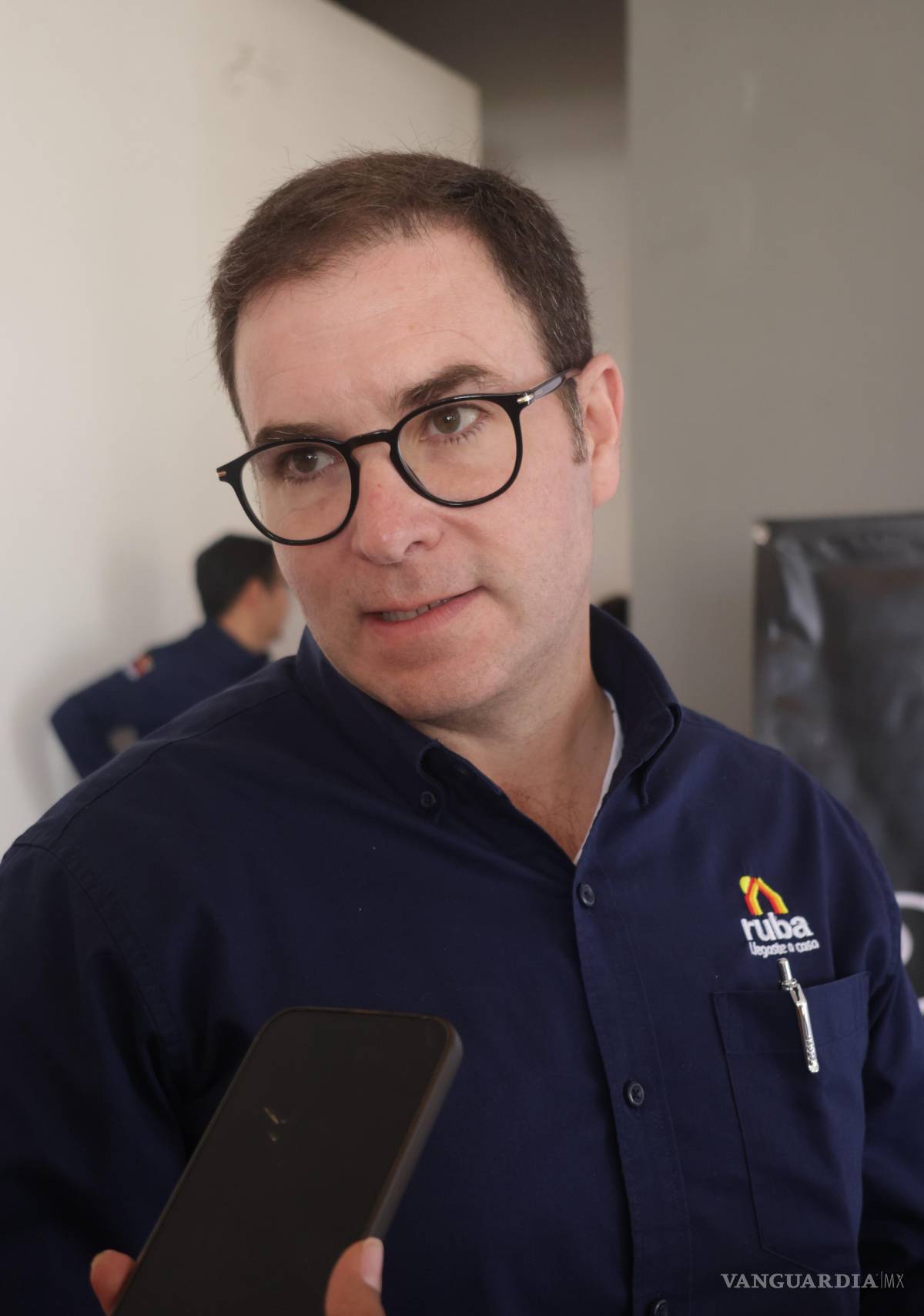 $!Fernando Laredo Martínez destacó que por primera vez en la región la empresa abrirá sus espacios para estudiantes en proyectos reales.