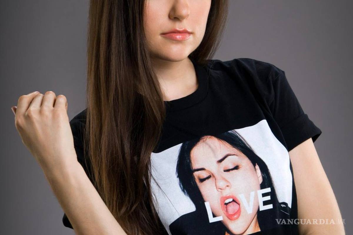 $!Ex actriz porno Sasha Grey ahora es una popular gamer, se luce jugando League of Legends