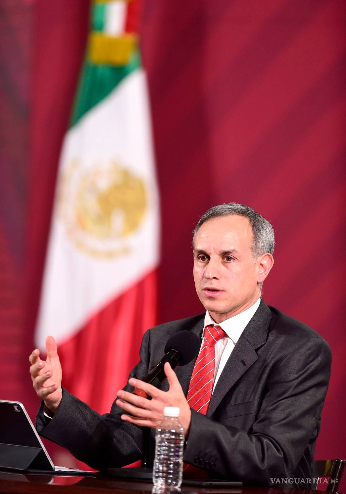 $!Capacidad hospitalaria para atender a pacientes con COVID-19 no está desbordada, dice López-Gatell