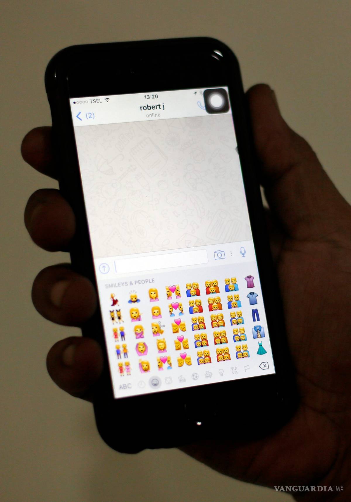 $!“Emojis”, el nuevo idioma universal