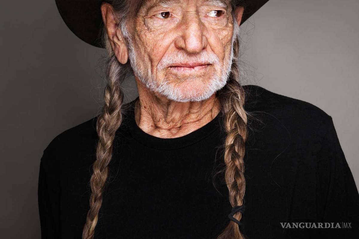 Willie Nelson un legendario fumador de mariguana… y cantante de country