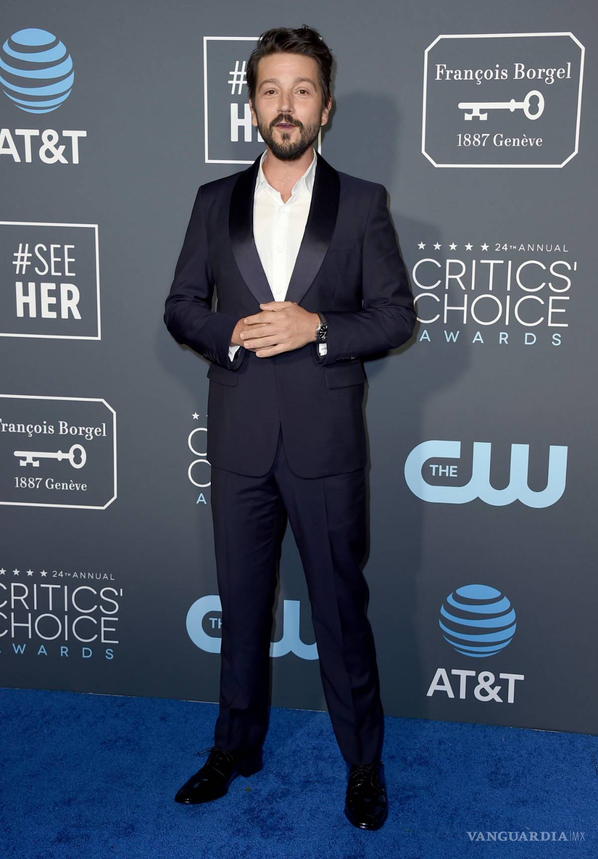 $!La Alfombra Azul: Llegan las estrellas a los Critic’s Choice Awards