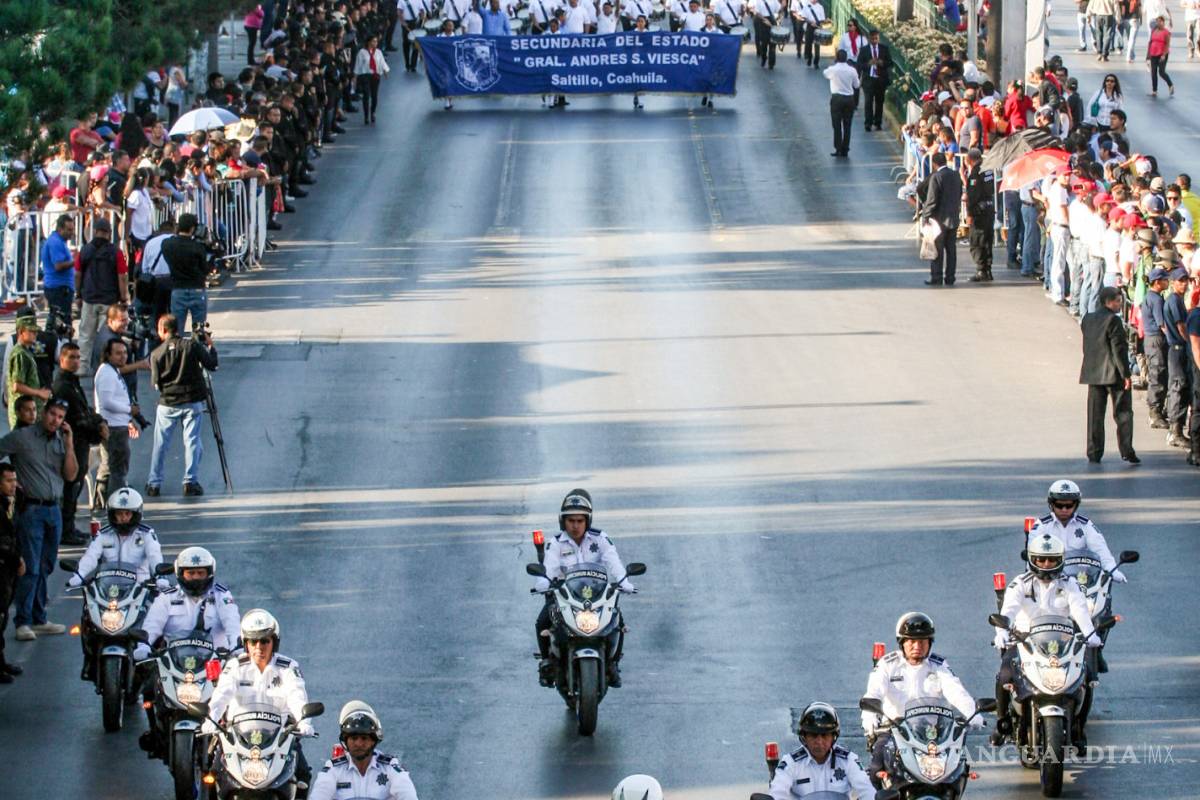 Conmemoran con desfile el 206 aniversario de la Independencia en Saltillo