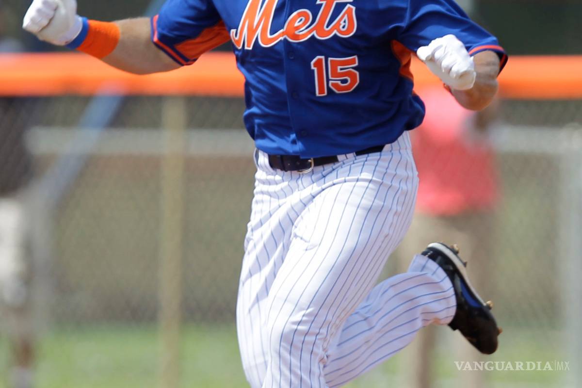$!Tim Tebow conectó su primer home run con Mets