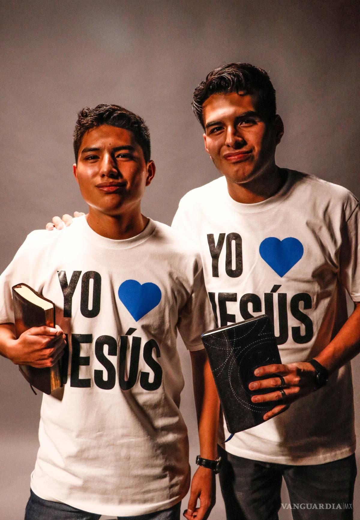 $!Tiene 16 años, vive en Saltillo y rescató a un suicida a punto de saltar de un puente: Esta es su historia (video)