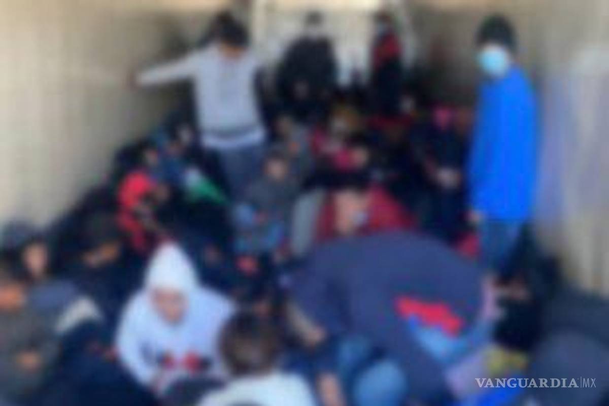 FGR Nuevo León logra vinculación de dos hombres por transporte de migrantes