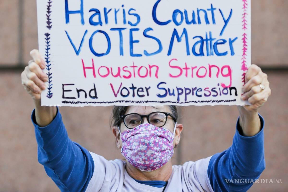 Un día antes de elección histórica el voto femenino en EU cumple un siglo