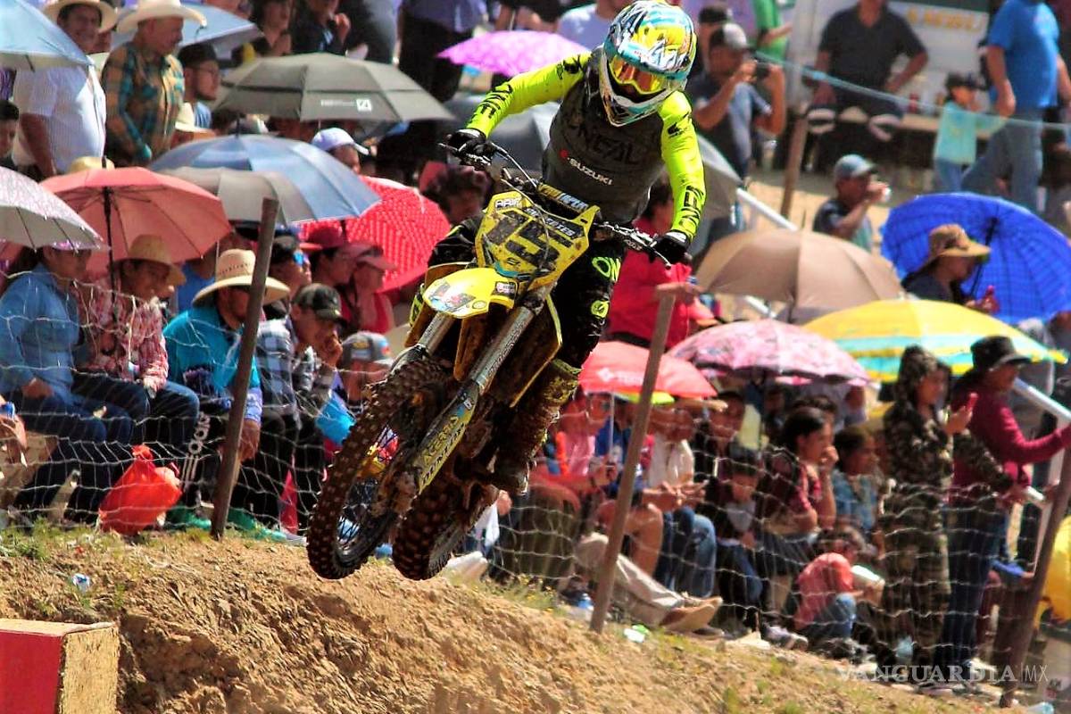 Miguel Ángel Sifuentes se apodera de la cima