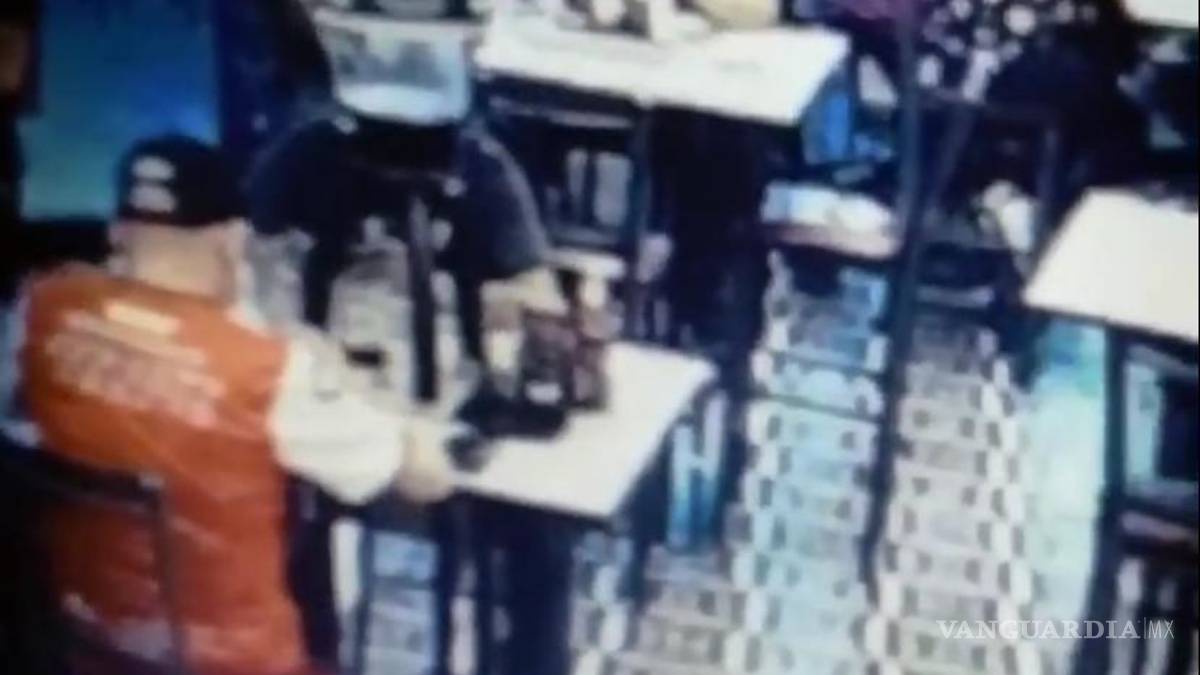 ¿El estafador de Monclova? hombre le roba 5 mil pesos a su cita... ¡Y culpa a su hijo! (Video)