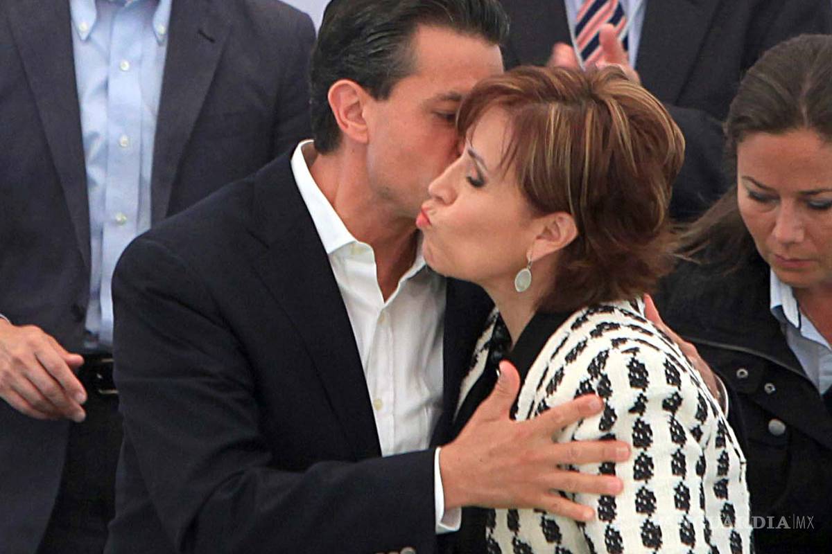 $!AMLO 'perdona' a Rosario Robles, 'es un chivo expiatorio, acusaciones son un circo'