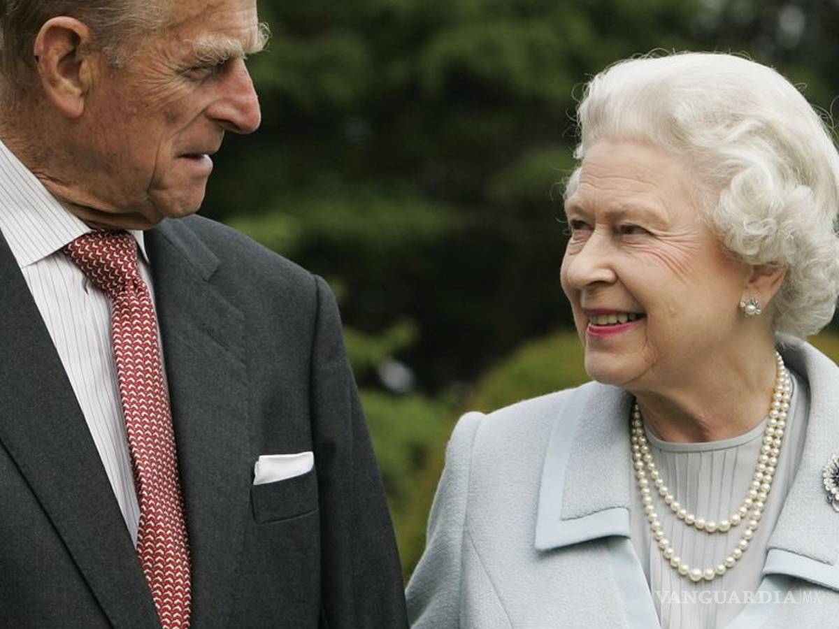 $!La vida de la Reina Isabel II en 20 icónicas fotografías