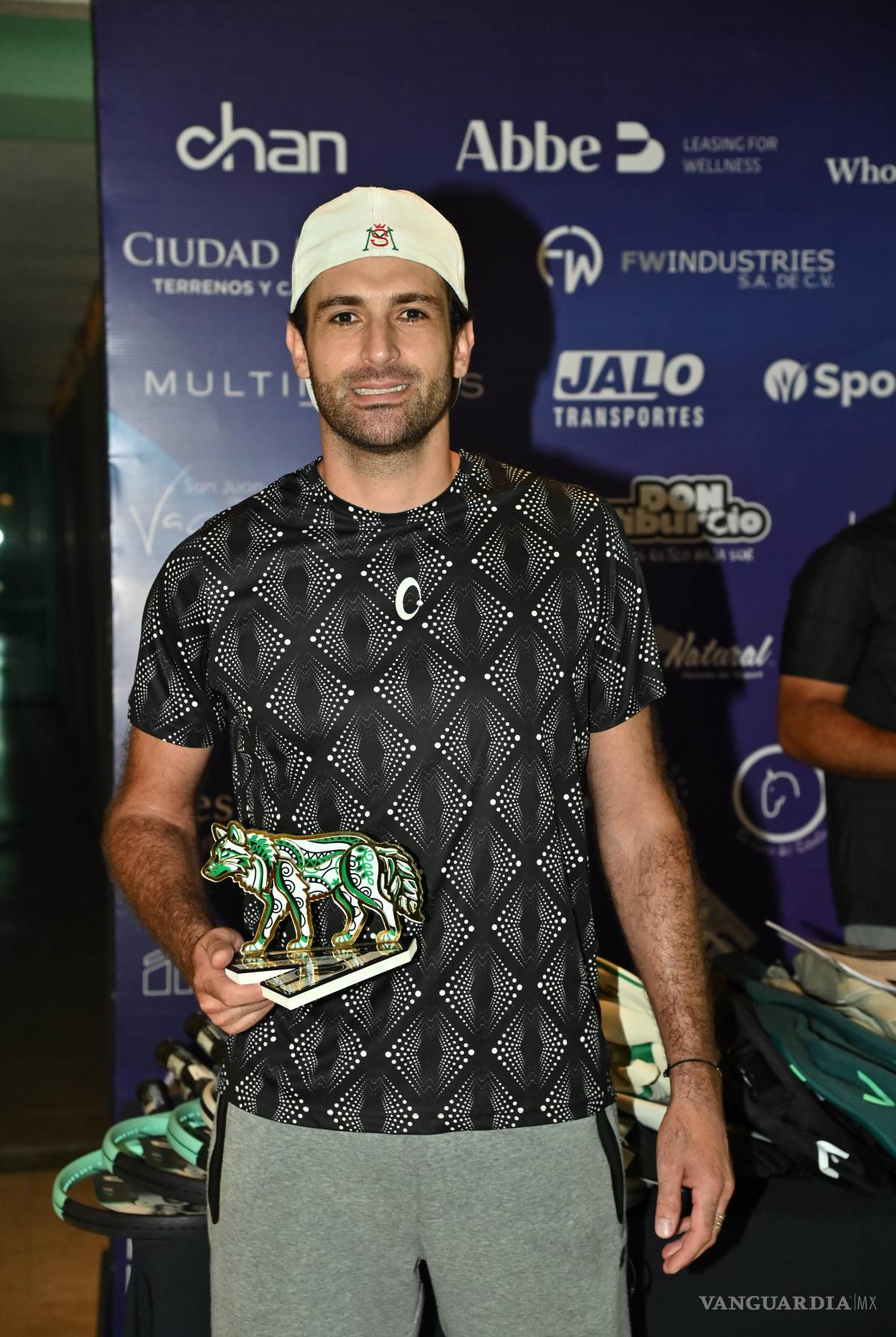 $!Manuel Sánchez ganóla Final Open del Torneo Anual de Tenis del Campestre.