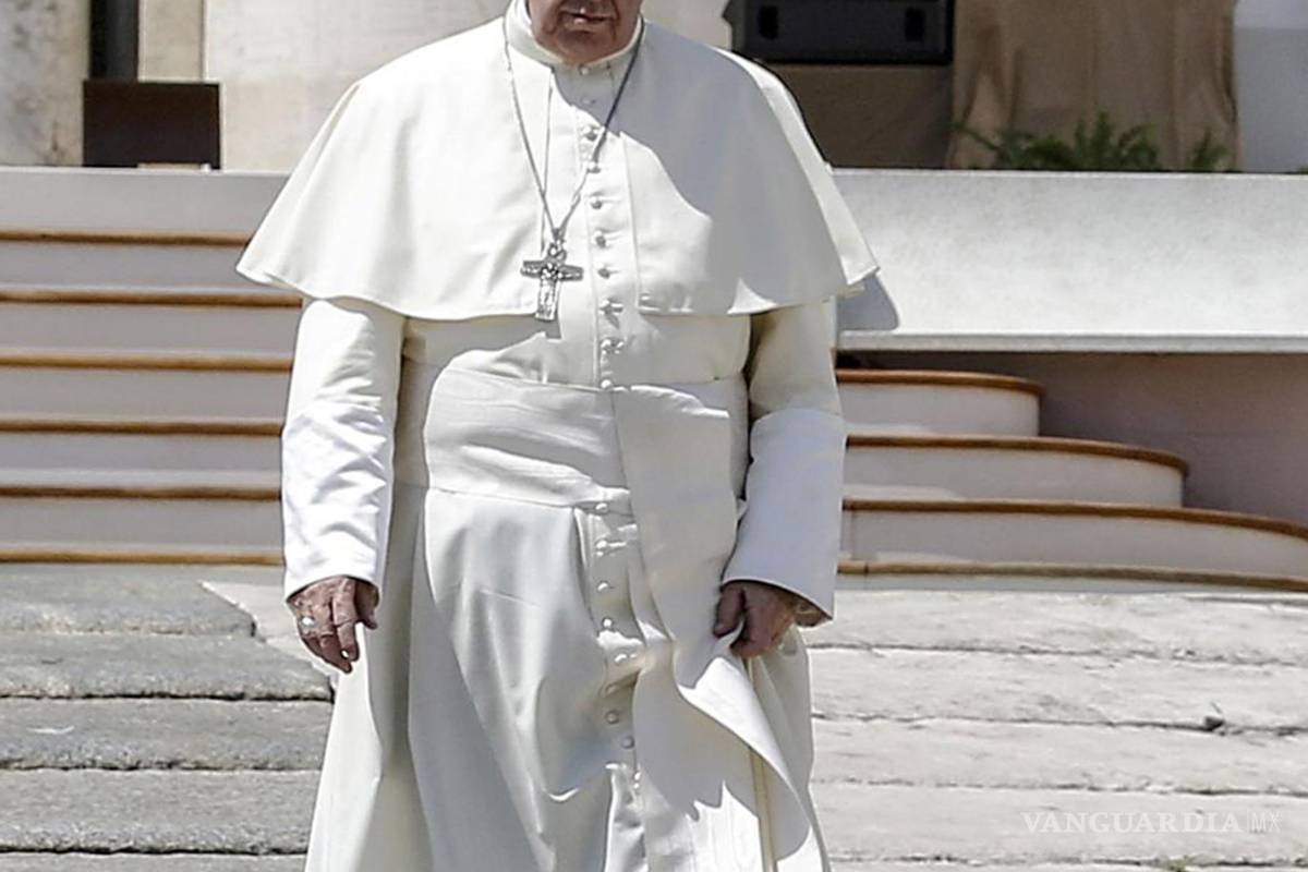 Vaticano expresa &quot;vergüenza y dolor&quot; por escándalo de abusos sexuales en EU