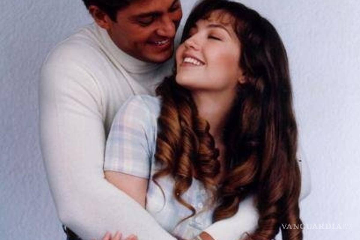 $!¿La oyen, la escuchan? Estas fueron las relaciones de Thalía antes de casarse; te va sorprender quién es el número cuatro