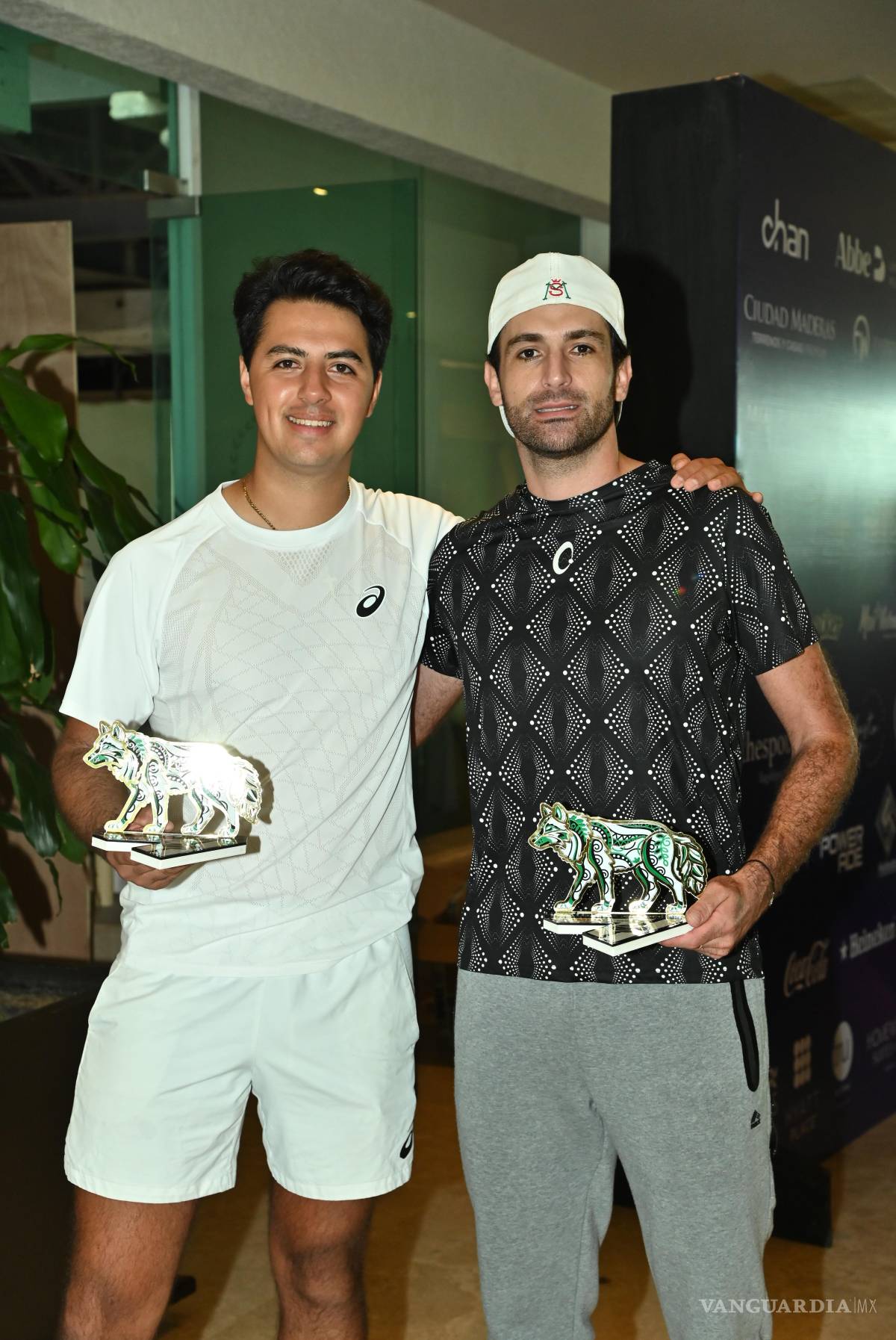 $!Manuel Sánchez y Emiliano Aguilera protagonizaron la Final Open del 71 Torneo Anual de Tenis del Club Campestre Saltillo, donde el potosino se quedó con el título.