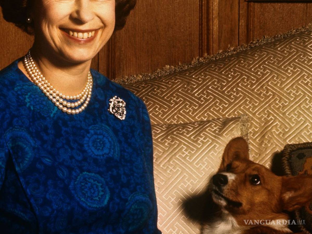 $!La vida de la Reina Isabel II en 20 icónicas fotografías