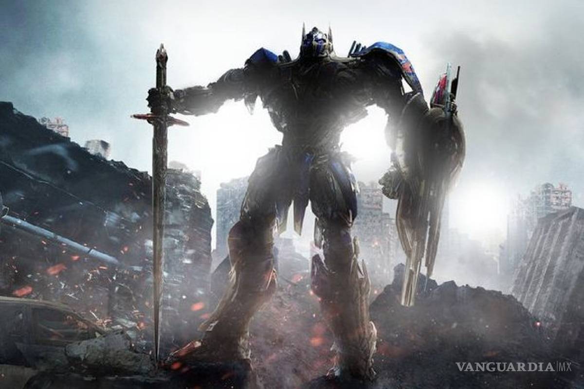 'Transformers' se apodera de taquilla desplazando a 'Cars'