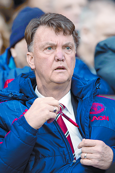 Van Gaal justificó venta de ‘Chicharito