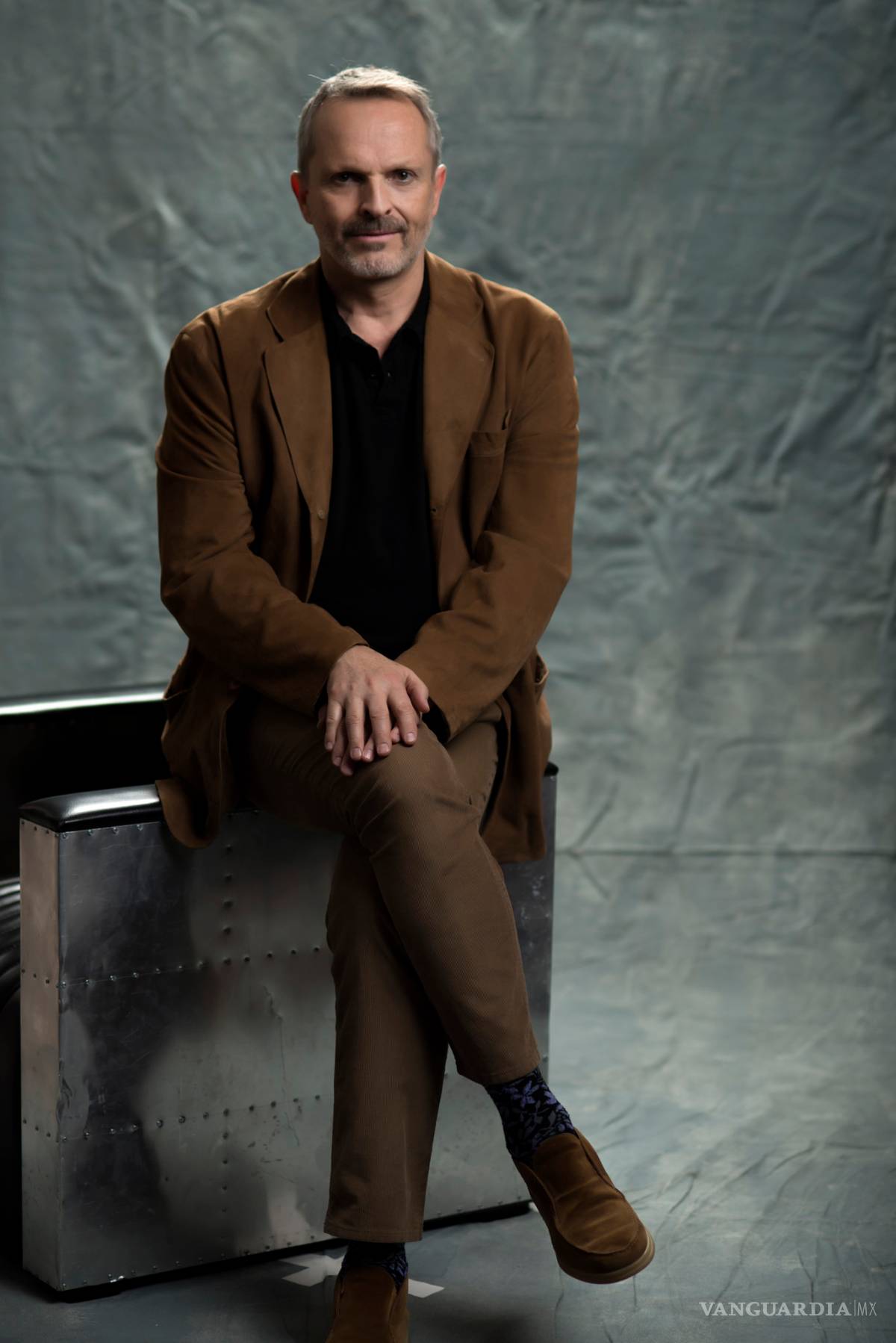 $!Miguel Bosé: El papito vuelve con un Unplugged