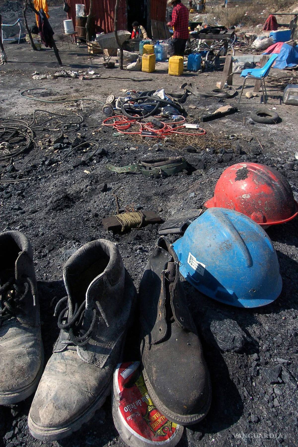 $!Pasta de Conchos una zona de riesgo, ingreso a la mina…lleno de peligros