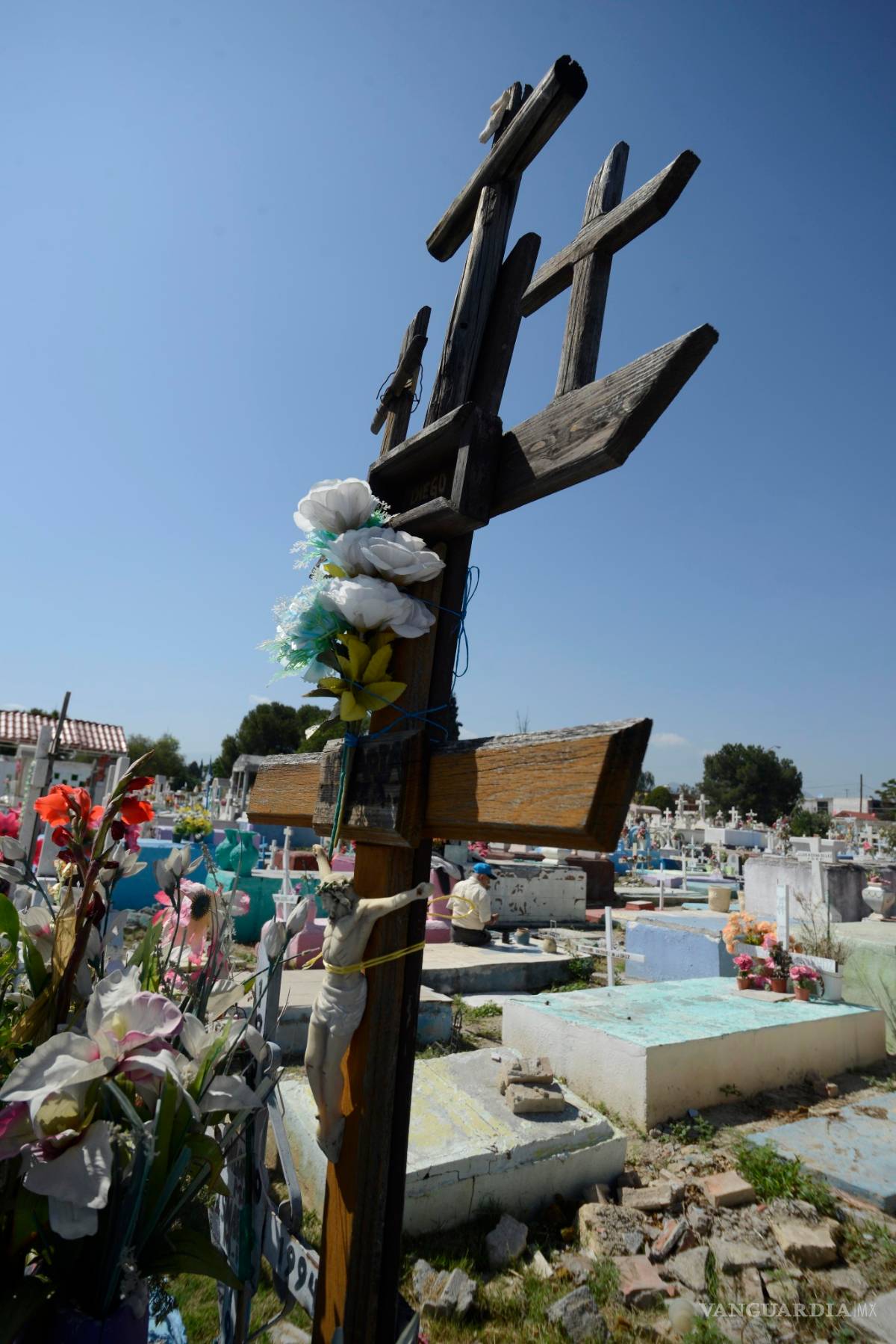 $!Figuras y objetos en el silencio sepulcral