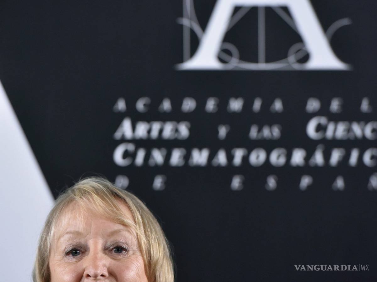 $!Fallece Yvonne Blake, la mujer que diseñó el traje de Superman