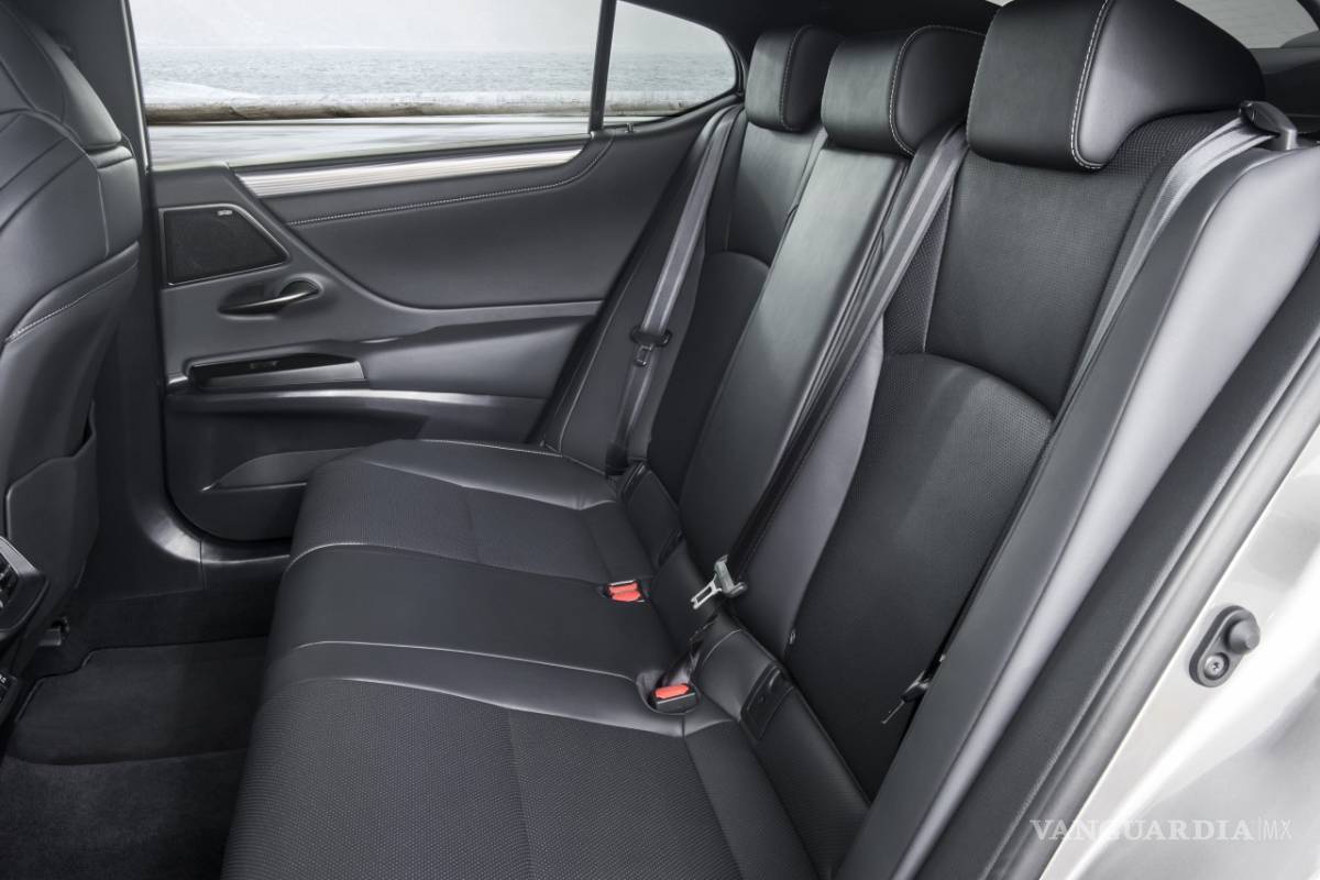 $!El nuevo Lexus ES se presentó en Pekín