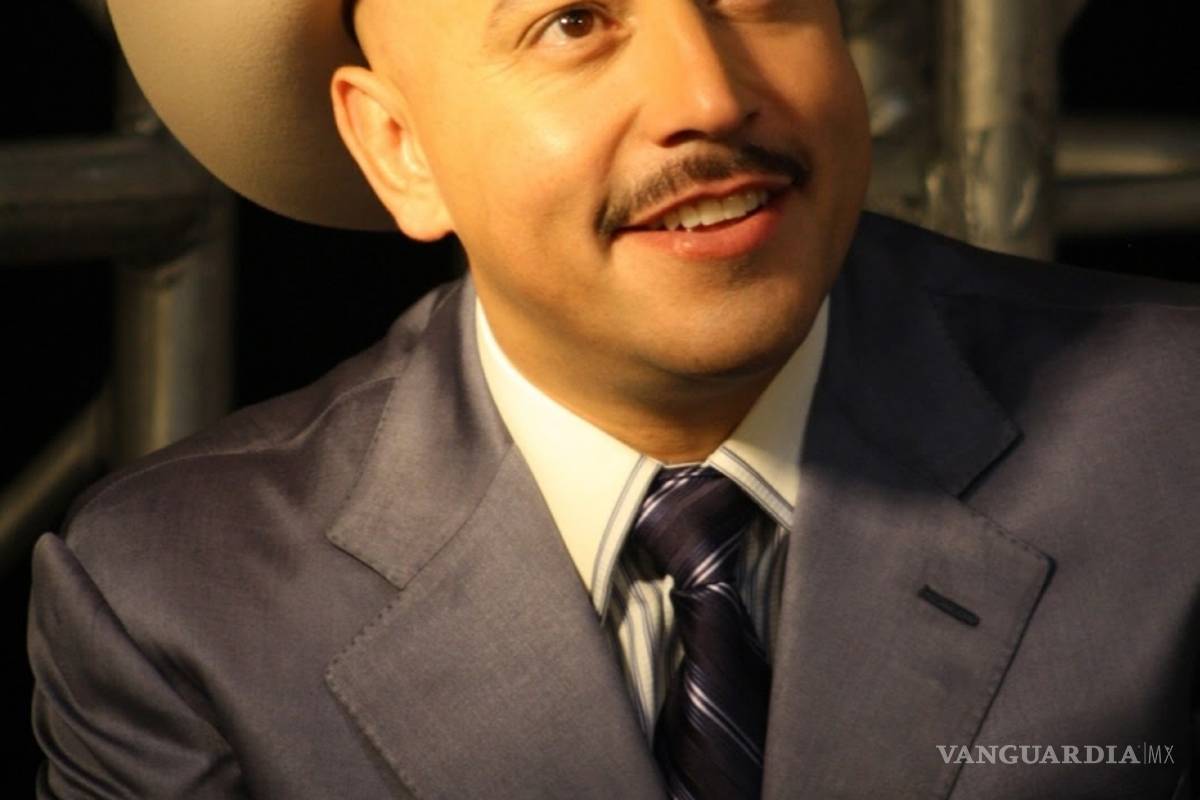 Lupillo Rivera confirma que se divorcia