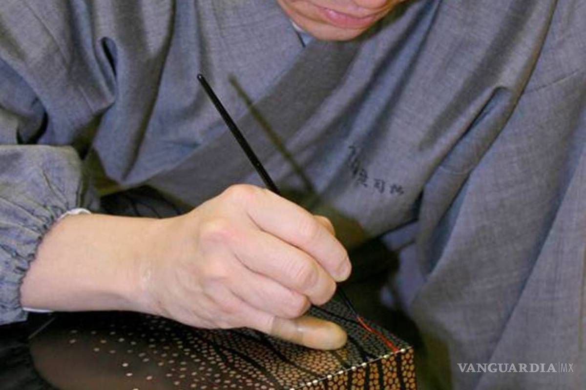 $!Urushi, arte milenario que no pierde sus raíces