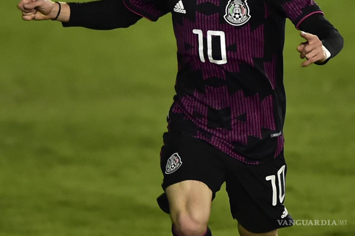 ‘Tata’ pide paciencia para Marcelo Flores; clama no cargarle la mano